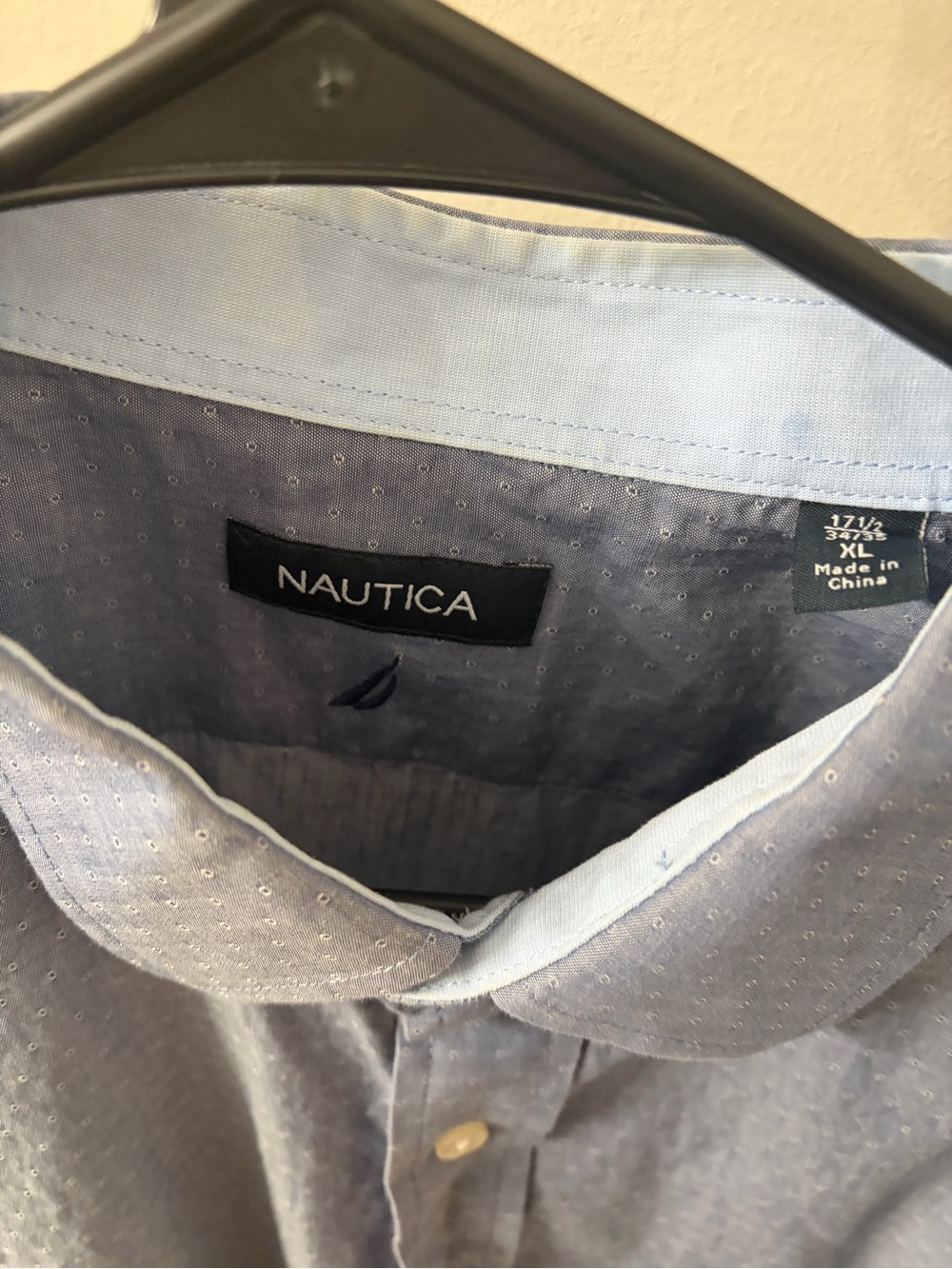 Nautica Men's Light Blue Textured Button-Down Shirt